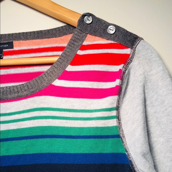 💕💰 SALE ✨Multi-colored striped sweater - Picture 1 of 6